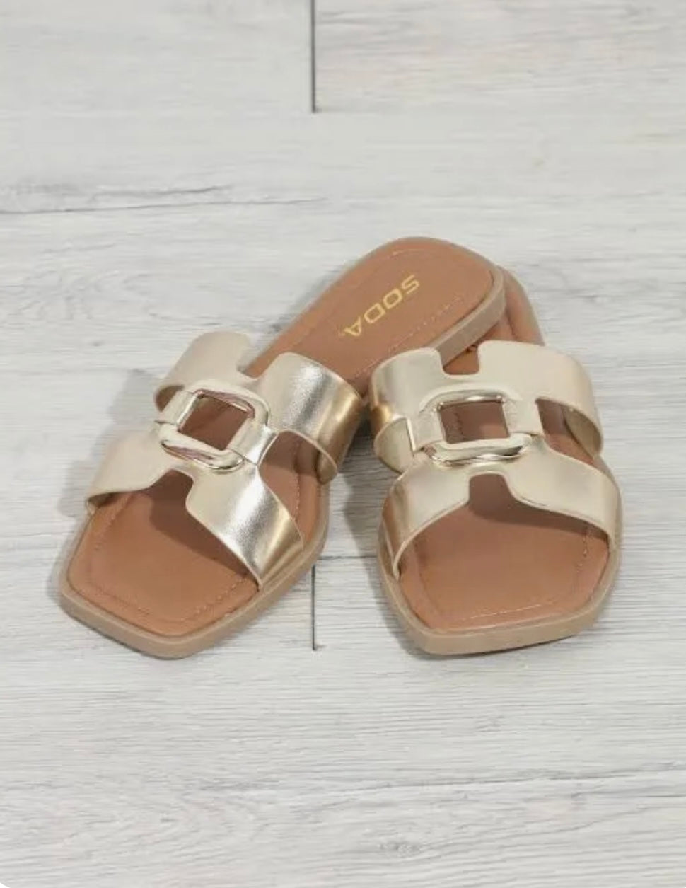 FENG GOLD SANDAL