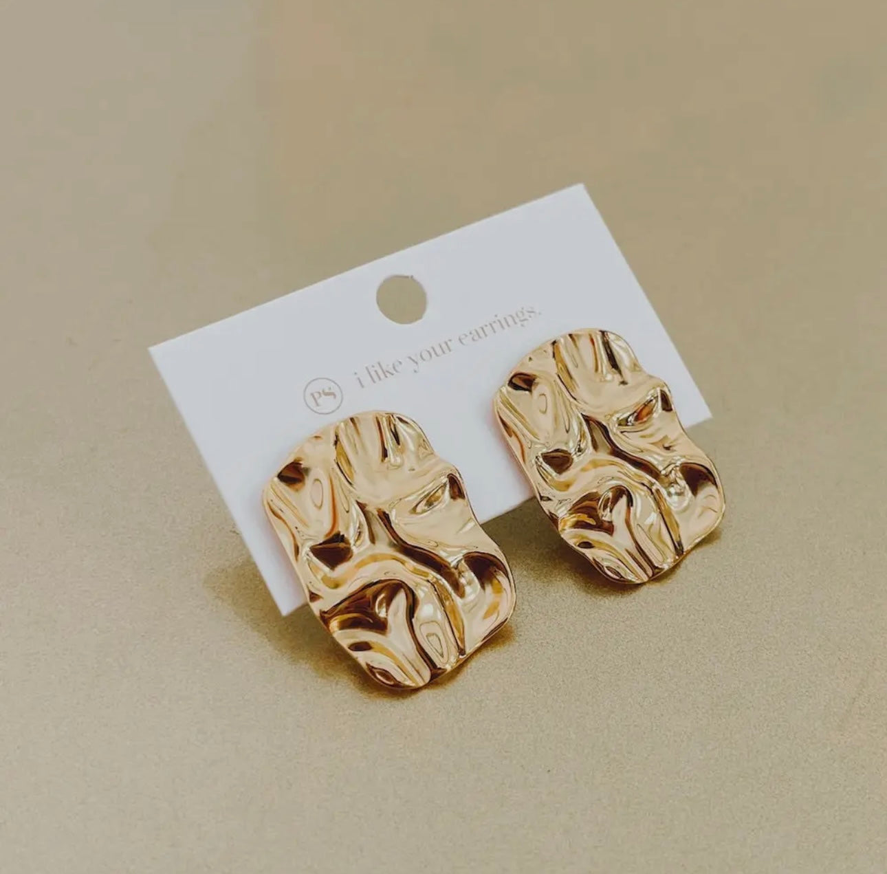 RADIENT CRINKLE EARRINGS