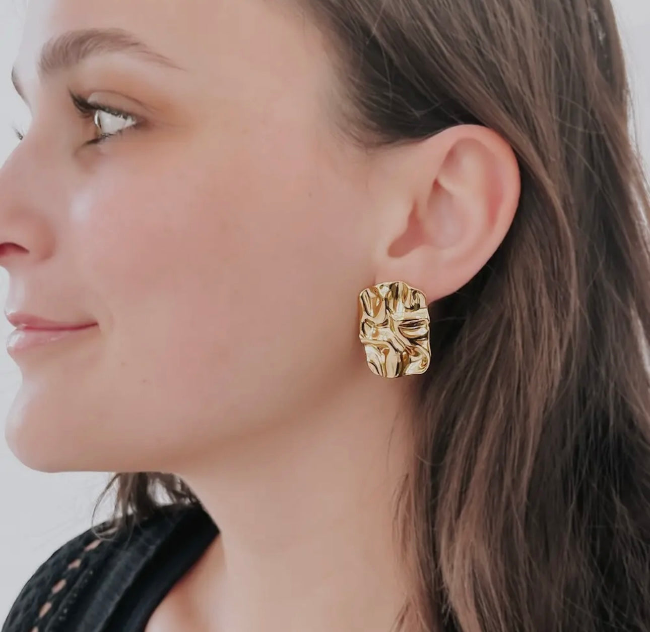 RADIENT CRINKLE EARRINGS